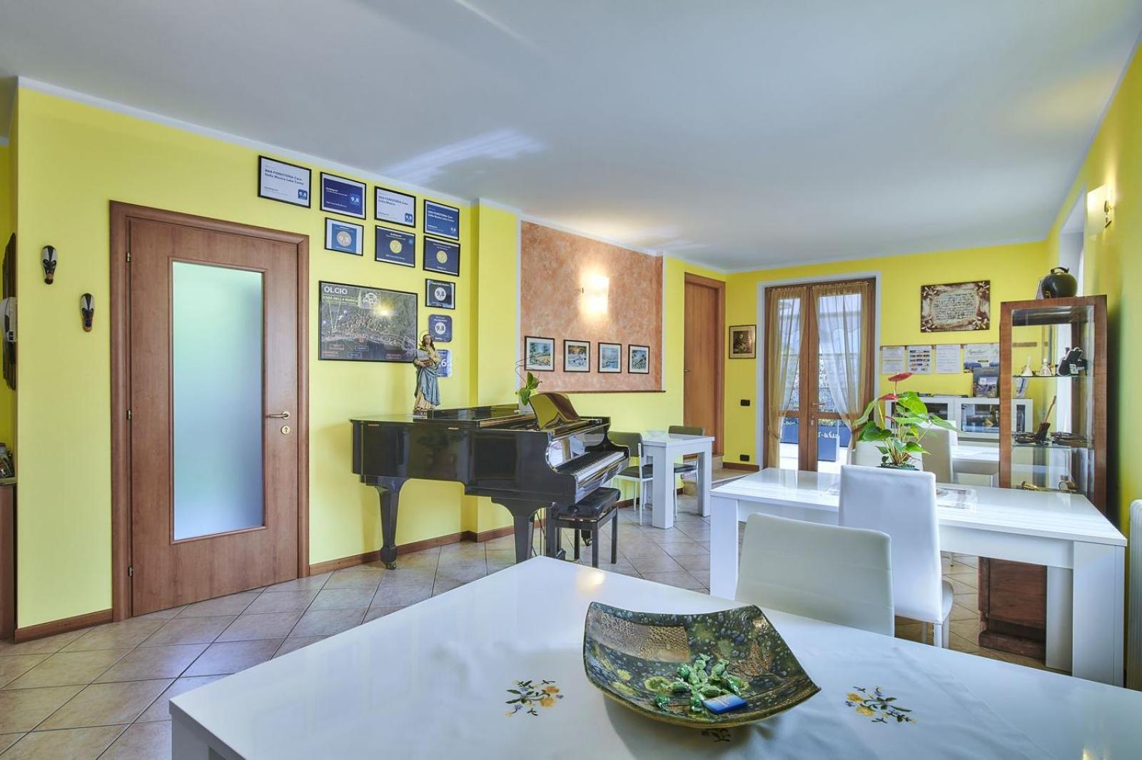 B&B-Foresteria Casa Della Musica Lake Como Mandello del Lario Ngoại thất bức ảnh